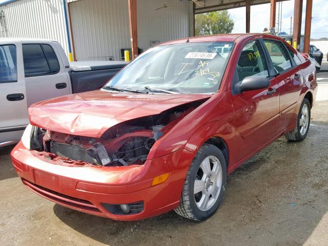 1FAFP34NX5W139432 - 2005 FORD FOCUS ZX4 BURGUNDY photo 2