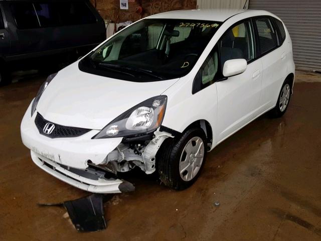 JHMGE8H3XDC011460 - 2013 HONDA FIT WHITE photo 2