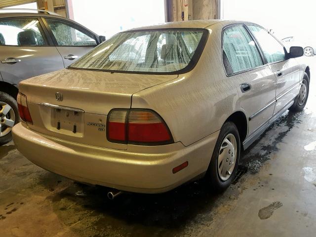 1HGCD562XTA016455 - 1996 HONDA ACCORD DX BEIGE photo 4