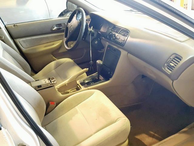 1HGCD562XTA016455 - 1996 HONDA ACCORD DX BEIGE photo 5