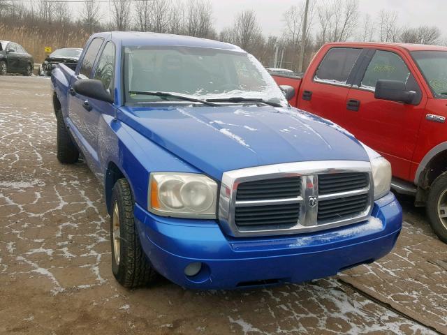 1D7HW48P57S185645 - 2007 DODGE DAKOTA QUA BLUE photo 1