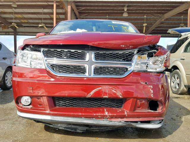 3D4PG1FG5BT500877 - 2011 DODGE JOURNEY MA RED photo 9