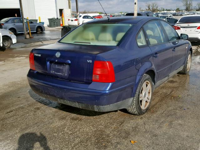 WVWBH63B41P009021 - 2001 VOLKSWAGEN PASSAT GLX 蓝色 照片 4
