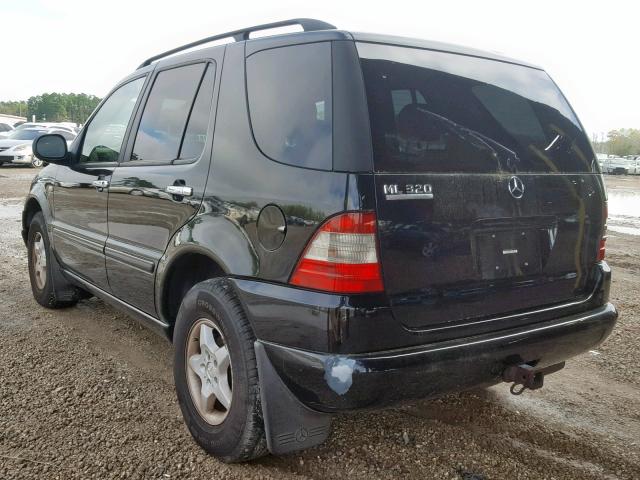 4JGAB54E5YA217501 - 2000 MERCEDES-BENZ ML 320 BLACK photo 3