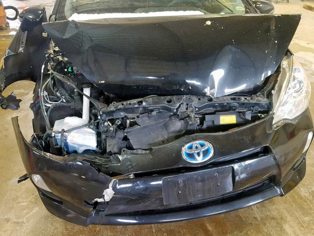 JTDKDTB30E1569633 - 2014 TOYOTA PRIUS C BLACK photo 9