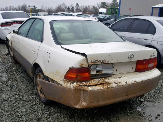 JT8BF28G0X5064264 - 1999 LEXUS ES 300 WHITE photo 3