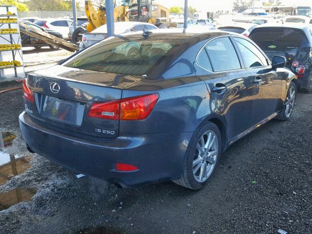 JTHBK262572056133 - 2007 LEXUS IS 250 CHARCOAL photo 4