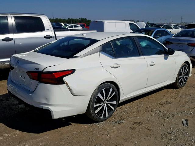 1N4BL4CV0KC167559 - 2019 NISSAN ALTIMA SR WHITE photo 4