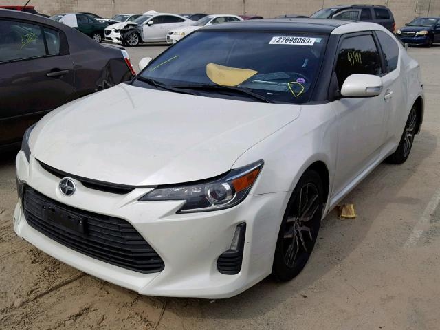 JTKJF5C77GJ024835 - 2016 TOYOTA SCION TC WHITE photo 2