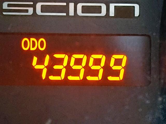 JTKJF5C77GJ024835 - 2016 TOYOTA SCION TC WHITE photo 8