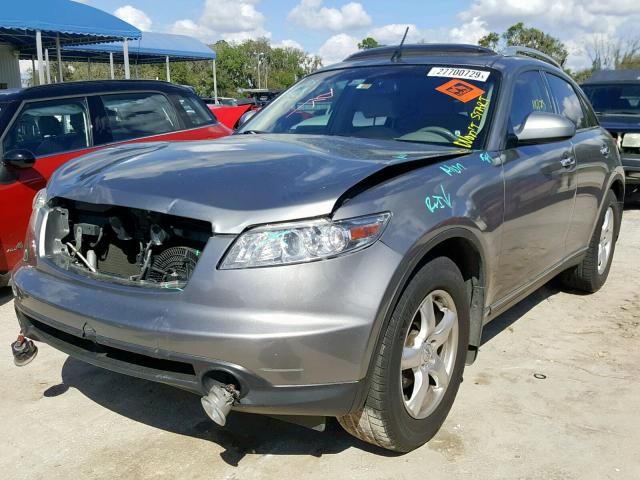 JNRBS08W04X402609 - 2004 INFINITI FX45 GRAY photo 2