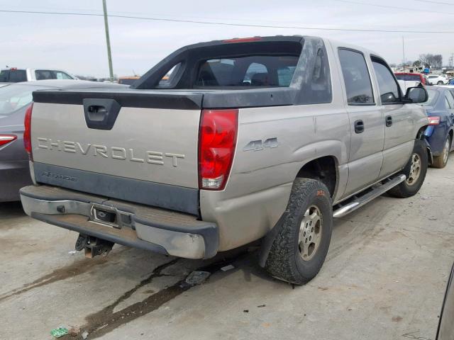 3GNEK12T24G202067 - 2004 CHEVROLET AVALANCHE SILVER photo 4