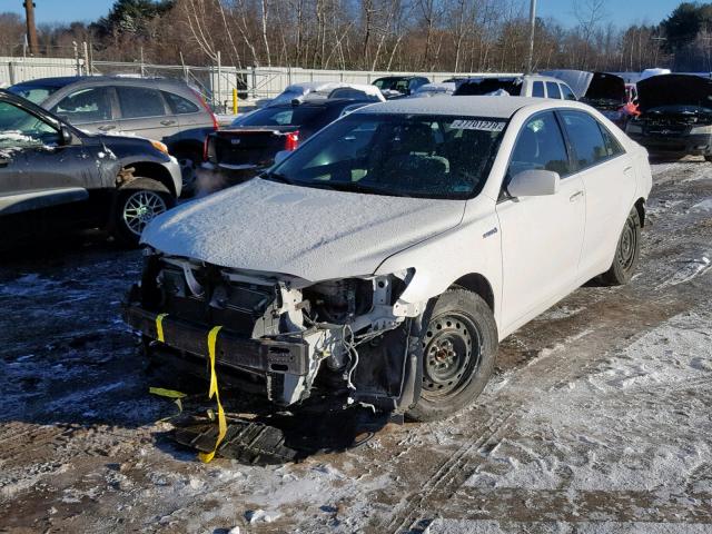 4T1BB3EK0AU124628 - 2010 TOYOTA CAMRY HYBR WHITE photo 2