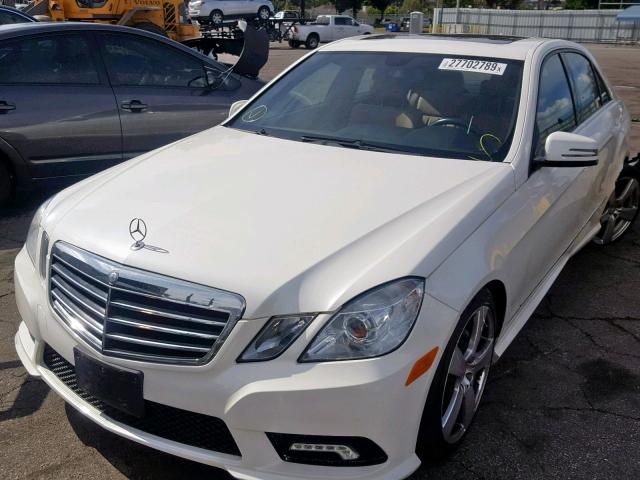 WDDHF5GB9BA461237 - 2011 MERCEDES-BENZ E 350 WHITE photo 2