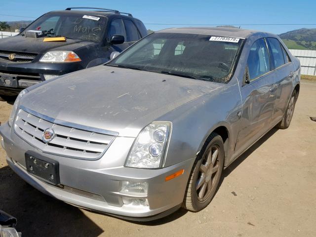 1G6DW677060218103 - 2006 CADILLAC STS SILVER photo 2