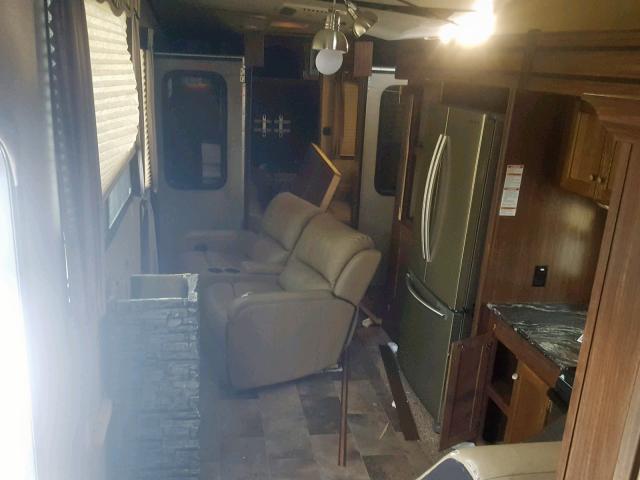 4YDF35329H1530613 - 2017 KEYSTONE SPRINTER BEIGE photo 6