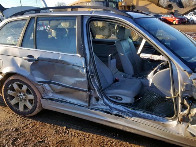 WBAEP33453PF03262 - 2003 BMW 325 XIT SILVER photo 9