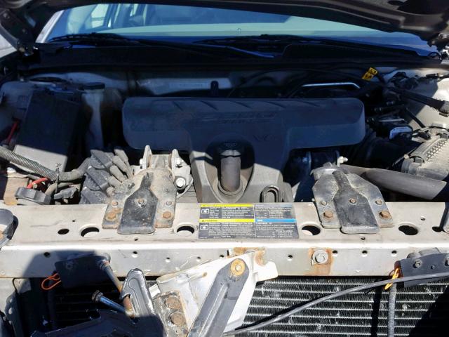 2G4WD582881195567 - 2008 BUICK LACROSSE C SILVER photo 7