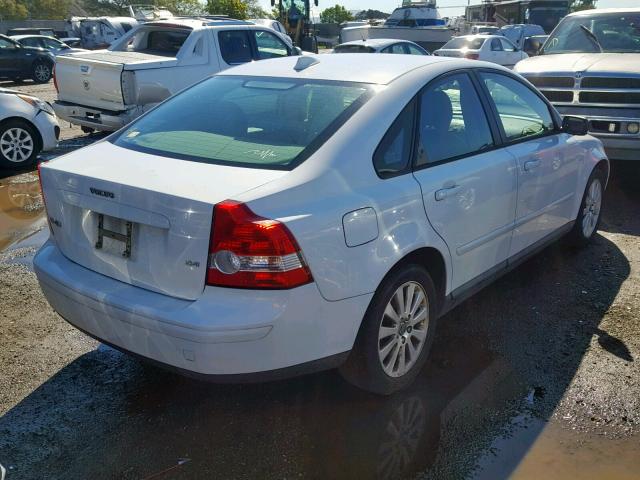 YV1MS382052092607 - 2005 VOLVO S40 2.4I WHITE photo 4