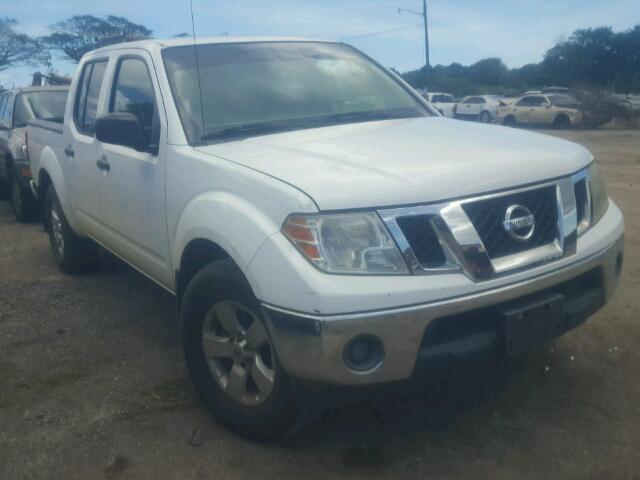 1N6AD0ER0AC411413 - 2010 NISSAN FRONTIER C WHITE photo 1