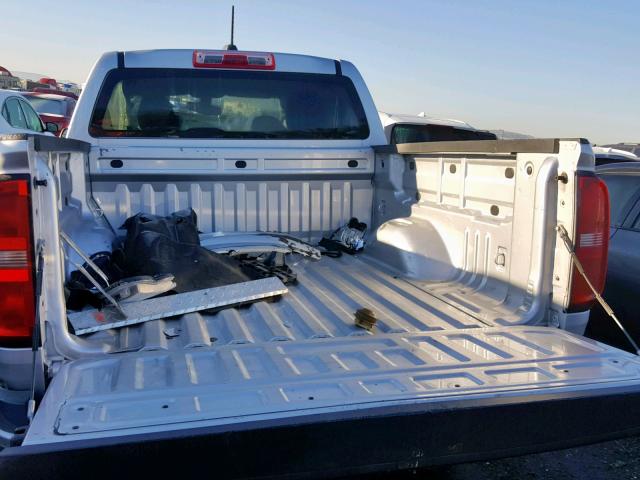 1GCGSCE3XG1277496 - 2016 CHEVROLET COLORADO L SILVER photo 9