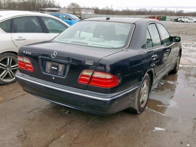 WDBJF65J61B374401 - 2001 MERCEDES-BENZ E 320 BLACK photo 4