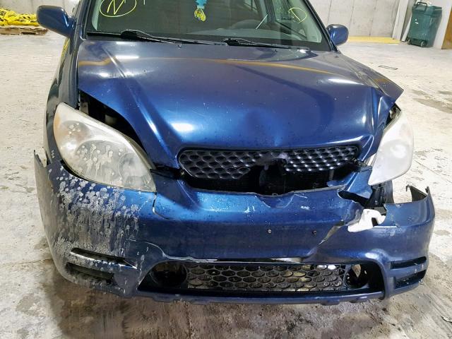 2T1KR32E54C207925 - 2004 TOYOTA MATRIX BLUE photo 9