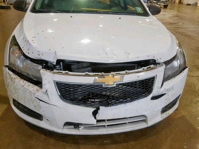 1G1PC5SH6C7166694 - 2012 CHEVROLET CRUZE LS WHITE photo 9