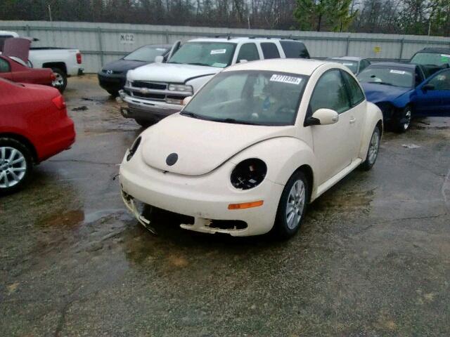 3VWPW31C69M501750 - 2009 VOLKSWAGEN NEW BEETLE Bej foto 2