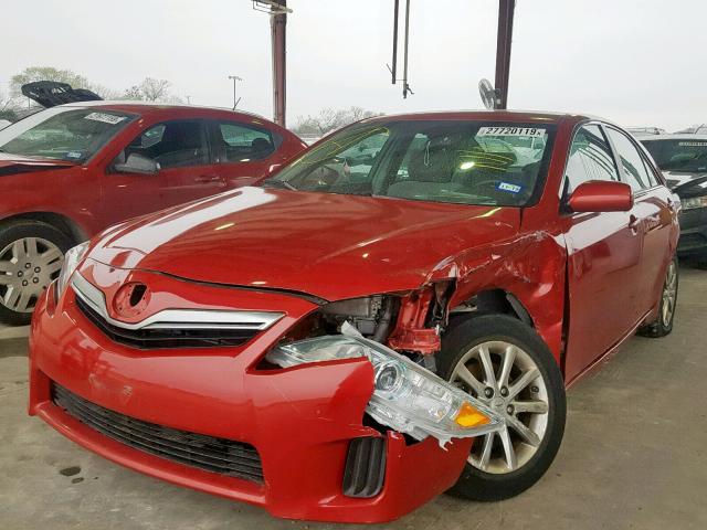 4T1BB3EK8AU120293 - 2010 TOYOTA CAMRY HYBR RED photo 2