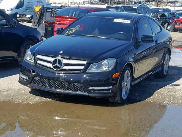 WDDGJ4HB2CF776923 - 2012 MERCEDES-BENZ C 250 BLACK photo 2