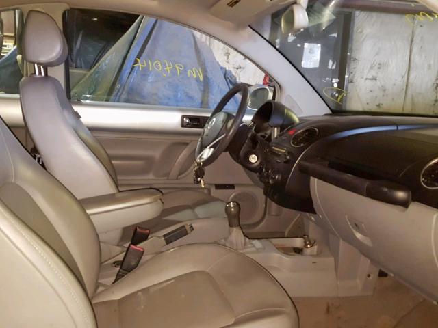 3VWPG31C27M511461 - 2007 VOLKSWAGEN NEW BEETLE Silber Foto 5