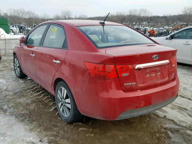 KNAFU4A21D5684178 - 2013 KIA FORTE EX RED photo 3