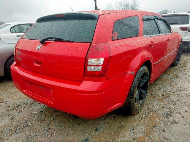 2D4FV47T88H118696 - 2008 DODGE MAGNUM RED photo 4