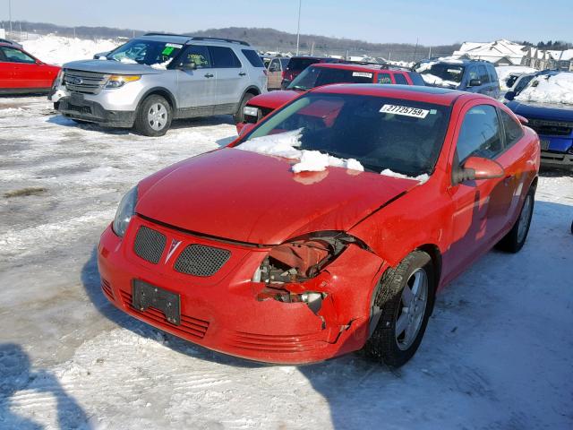 1G2AS18H197273021 - 2009 PONTIAC G5 RED photo 2