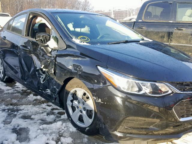 1G1BC5SMXJ7172633 - 2018 CHEVROLET CRUZE LS BLACK photo 9