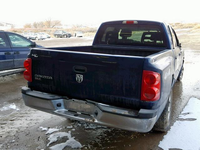 1D7HW48KX6S534527 - 2006 DODGE DAKOTA QUA BLUE photo 4