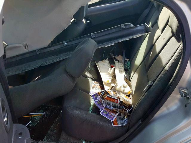 2G2WP522X41322774 - 2004 PONTIAC GRAND PRIX SILVER photo 6