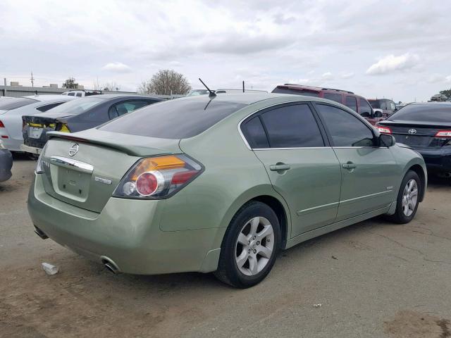 1N4CL21E67C202320 - 2007 NISSAN ALTIMA HYB GREEN photo 4