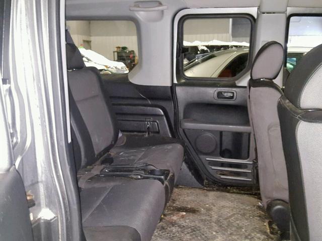 5J6YH28695L008307 - 2005 HONDA ELEMENT EX GRAY photo 6