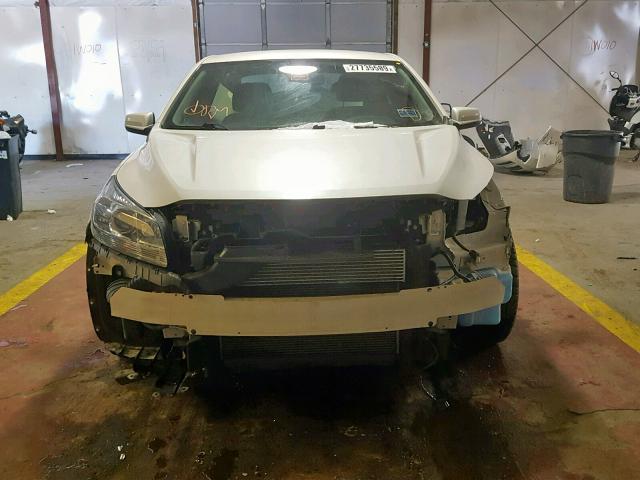 1G11D5RR2DF115623 - 2013 CHEVROLET MALIBU 1LT თეთრი ფოტო 9