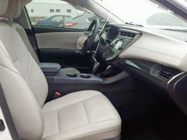 4T1BK1EB1FU138064 - 2015 TOYOTA AVALON XLE WHITE photo 5