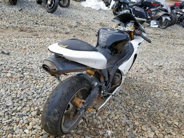 JKBZXJC186A034628 - 2006 KAWASAKI ZX636 C1 WHITE photo 4