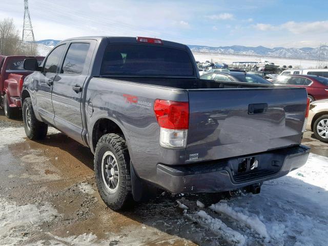 5TFDY5F1XBX202099 - 2011 TOYOTA TUNDRA CRE GRAY photo 3