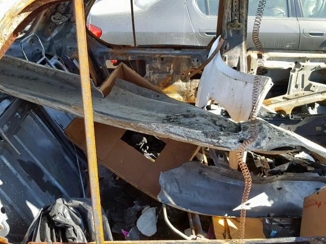 4S6CM58W5X4420396 - 1999 HONDA PASSPORT E 烧焦的 照片 6