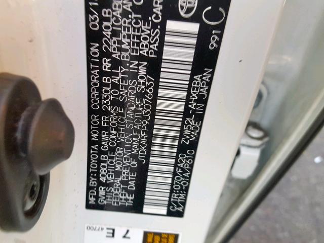 JTDKARFP9J3076637 - 2018 TOYOTA PRIUS PRIM 白色 照片 10