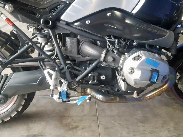 WB10A1602FZ398677 - 2015 BMW R NINE T BLACK photo 7