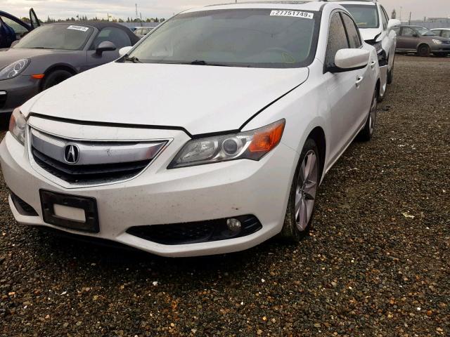 19VDE1F71EE012212 - 2014 ACURA ILX 20 TEC WHITE photo 2