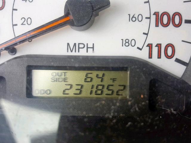 1NXBR32E14Z251662 - 2004 TOYOTA COROLLA CE SILVER photo 8