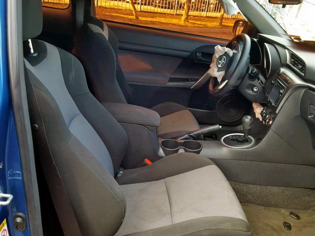 JTKJF5C71FJ001212 - 2015 TOYOTA SCION TC BLUE photo 5